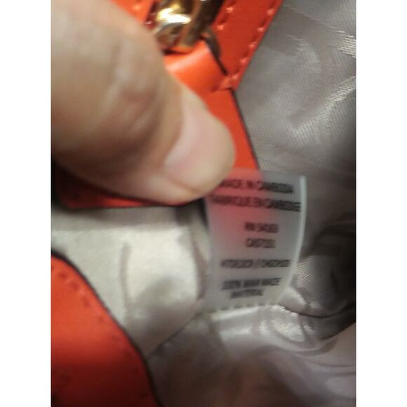 Calvin Klein Crossbody Monogram Logo Women’s Crossbody Bag Beige & Orange EUC - Picture 12 of 14